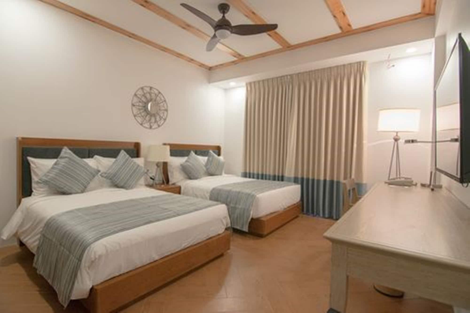 Thunderbird Resorts - Rizal Binangonan Exterior foto