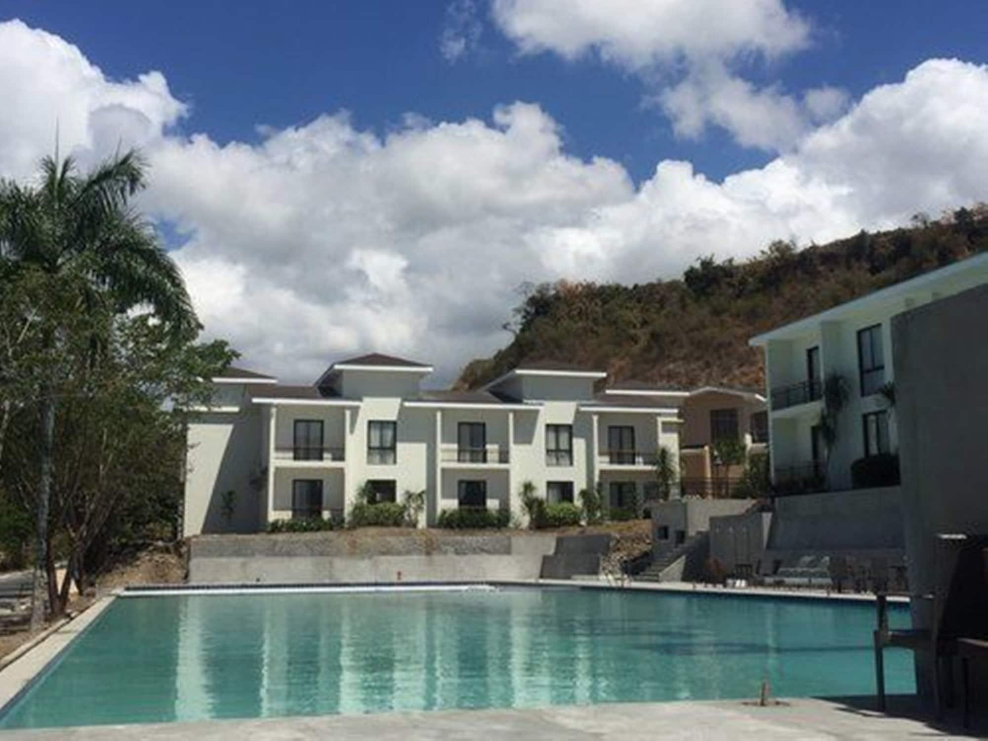 Thunderbird Resorts - Rizal Binangonan Exterior foto