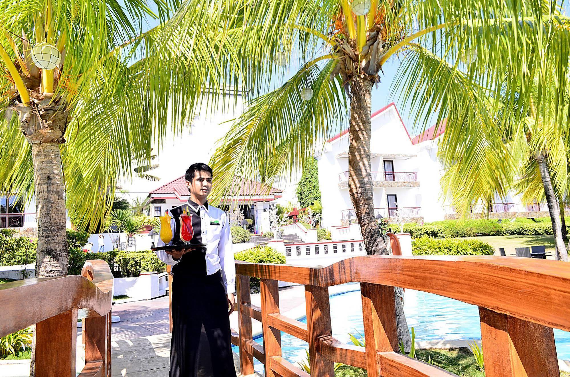 Thunderbird Resorts - Rizal Binangonan Exterior foto