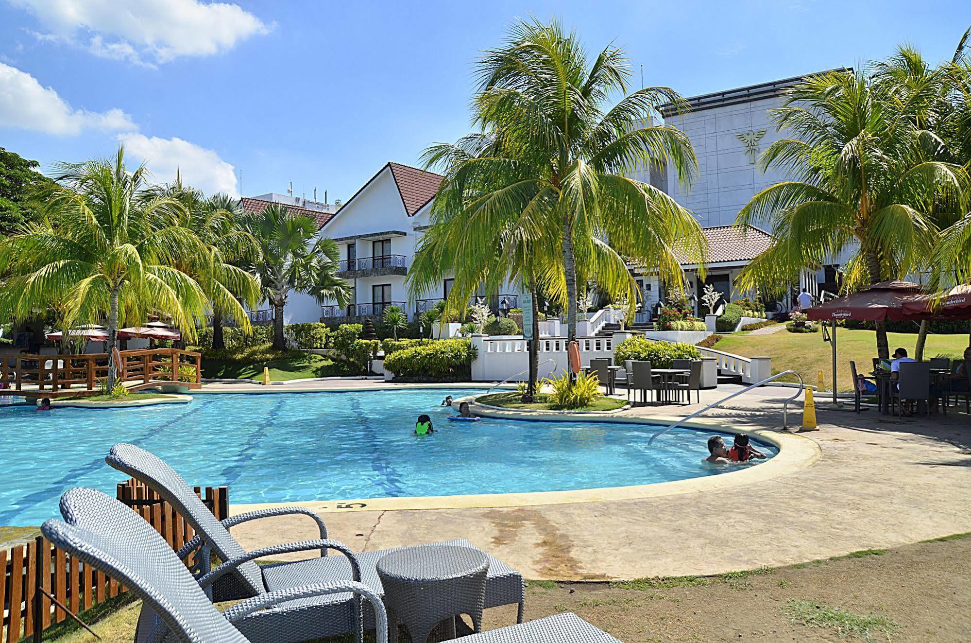 Thunderbird Resorts - Rizal Binangonan Exterior foto