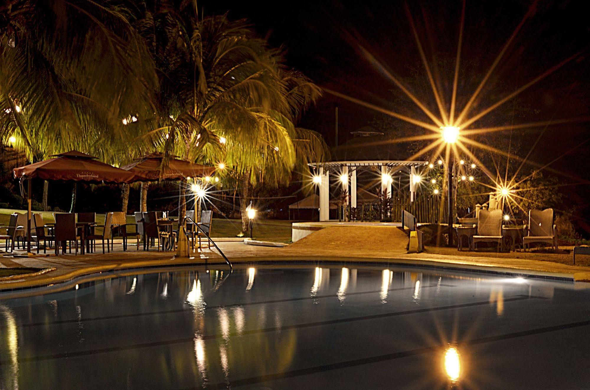 Thunderbird Resorts - Rizal Binangonan Exterior foto