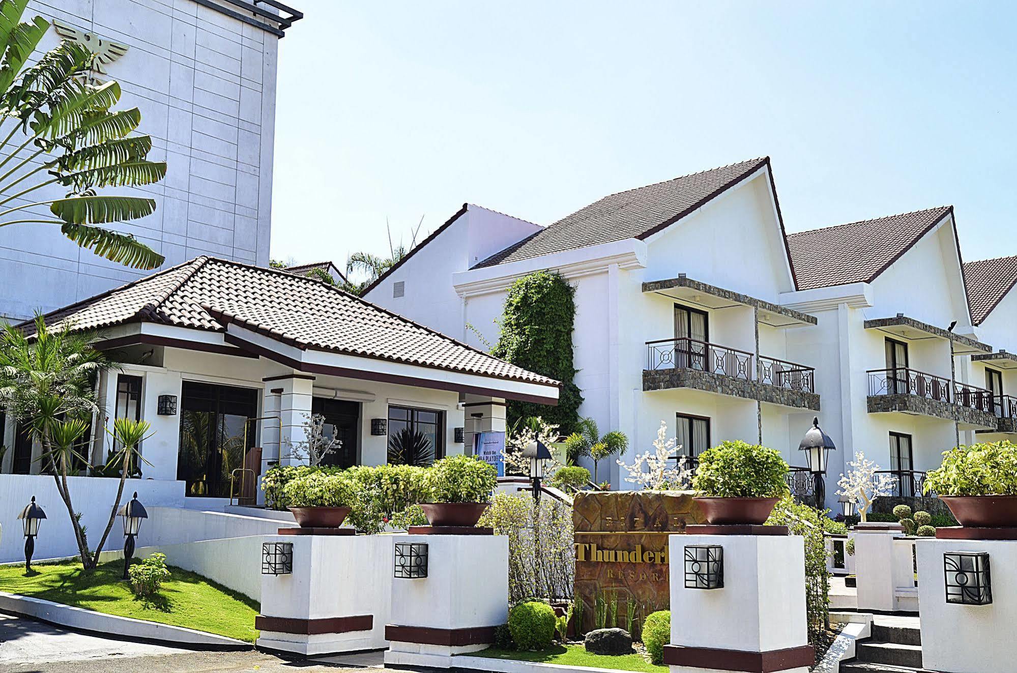 Thunderbird Resorts - Rizal Binangonan Exterior foto